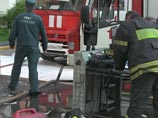 По словам источника, некоторое время назад по этому адресу был выслан наряд полиции. Полицейские выехали на проверку информации о том, что в квартире заперся мужчина, угрожающий суицидом По словам источника, некоторое время назад по этому адресу был выслан наряд полиции. Полицейские выехали на проверку информации о том, что в квартире заперся мужчина, угрожающий суицидом