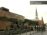 По его мнению, в случае захоронения тела вождя Мавзолей должен остаться, как часть ансамбля Красной площади. "Его надо оставить. Возможно, сделать открытый музей советской истории - это был бы очень посещаемый музей с дорогими билетами" По его мнению, в случае захоронения тела вождя Мавзолей должен остаться, как часть ансамбля Красной площади. "Его надо оставить. Возможно, сделать открытый музей советской истории - это был бы очень посещаемый музей с дорогими билетами"