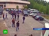 На студентов, защитивших свидетеля нападения возле ТЦ "Европейский", завели дело за драку с полицией На студентов, защитивших свидетеля нападения возле ТЦ "Европейский", завели дело за драку с полицией