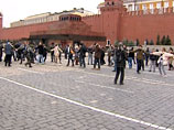 "Не хочу ввязываться в "какнасчетизм", но это как если бы в России официально признали право на мирные демонстрации на Красной площади", - отмечает издание