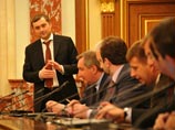 О том, что курировать средства массовой информации в правительстве Владислав Сурков, которого прежде нередко называли "главным кремлевским идеологом", сообщалось уже в конце мая, после объявления состава нового кабинета министров