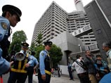 Японская полиция в пятницу задержала последнего подозреваемого в смертельной смертельной газовой атаке, произошедшей в токийском метро 17 лет назад
