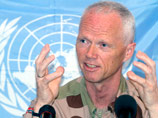 Накануне глава миссии наблюдателей ООН в Сирии генерал Роберт Муд заявил о приостановке работы миссии в связи "с эскалацией насилия"