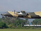 Самолет ВВС Индонезии рухнул на жилой район Джакарты