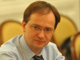Гендиректор НТВ стихами ответил на претензии министра культуры к скандальному фильму о войне Гендиректор НТВ стихами ответил на претензии министра культуры к скандальному фильму о войне