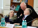 Людмила Алексеева, Председатель Совета Михаил Федотов (в центре), доктор юридических наук, член-корреспондент РАН Сергей Алексеев Людмила Алексеева, Председатель Совета Михаил Федотов (в центре), доктор юридических наук, член-корреспондент РАН Сергей Алексеев