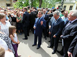 Сердюков, попав под критику Медведева, попросил себя уволить Сердюков, попав под критику Медведева, попросил себя уволить