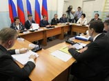 Дерзкие слова Анатолия Сердюкова, который в ответ на критику премьер-министра Дмитрия Медведева предложил себя уволить, заставили экспертов заговорить о "дедовщине", которой министры Владимира Путина стали подвергать нового премьера Дерзкие слова Анатолия Сердюкова, который в ответ на критику премьер-министра Дмитрия Медведева предложил себя уволить, заставили экспертов заговорить о "дедовщине", которой министры Владимира Путина стали подвергать нового премьера