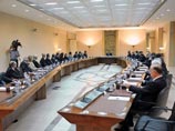 Президент Сирии Башар Асад спустя 15 месяцев после начала внутреннего вооруженного конфликта в Сирии признал, что его страна находится в состоянии войны "во всех ее смыслах" Президент Сирии Башар Асад спустя 15 месяцев после начала внутреннего вооруженного конфликта в Сирии признал, что его страна находится в состоянии войны "во всех ее смыслах"