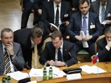 Медведева не пустили в Донецк из-за полуфинала Евро-2012. Он ответил шуткой про футболистов Медведева не пустили в Донецк из-за полуфинала Евро-2012. Он ответил шуткой про футболистов