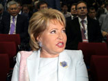 Спикер Совета Федерации Валентина Матвиенко заявила, что не разделяет точку зрения экс-министра финансов Алексея Кудрина, объявившего на этой неделе о том, что в стране наблюдается полноценный политический кризис