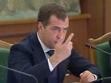 Российский премьер Дмитрий Медведев, совершающий рабочую поездку на Дальний Восток, во вторник решил посетить Кунашир