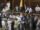 Верховная Рада Украины со скандалом и дракой приняла во втором, окончательном чтении закон "Об основах государственной языковой политики"