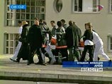 Ясир Арафат скончался в декабре 2004 года в военном госпитале под Парижем, куда он был доставлен в тяжелом состоянии из своей резиденции на Западном берегу реки Иордан Ясир Арафат скончался в декабре 2004 года в военном госпитале под Парижем, куда он был доставлен в тяжелом состоянии из своей резиденции на Западном берегу реки Иордан