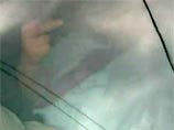 По его словам, водитель машины спал в салоне, а когда Яшин постучал в окно, шофер в ответ показал ему средний палец правой руки и продолжил спать