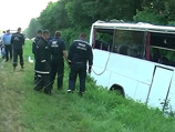 Автобус с 43 паломниками из города Великие Луки Псковской области перевернулся в субботу утром в Черниговской области
