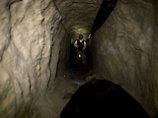 Мексиканские военные обнаружили очередной подземный наркотуннель на границе с США Мексиканские военные обнаружили очередной подземный наркотуннель на границе с США