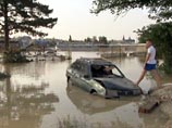 Социальный кризис в Крымске: власти обвиняют приезжих в распространении паники. А у местных забирают оружие Социальный кризис в Крымске: власти обвиняют приезжих в распространении паники. А у местных забирают оружие