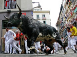 Забеги быков в Памплоне стартовали по плану: семеро серьезно раненных за день (ФОТО, ВИДЕО)