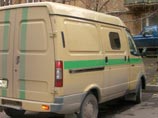 В Москве грабители в офицерской форме и с автоматами отняли у инкассаторов 18 миллионов рублей В Москве грабители в офицерской форме и с автоматами отняли у инкассаторов 18 миллионов рублей