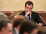 Медведев сообщил, что министра финансов нужно "кормить на убой"