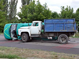 По данным местной милиции, микроавтобус Mercedes Sprinter и грузовик "САЗ-3508" столкнулись днем в пятницу на углу улиц Шведская могила и Зиньковская