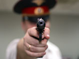 В Кемеровской области полицейский убил одного из участников массовой
драки В Кемеровской области полицейский убил одного из участников массовой
драки