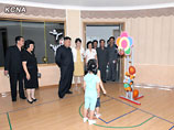 Ким Чен Ын снова появился на публике в обществе таинственной дамы
