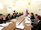 Премьер-министр Дмитрий Медведев провел 17 июля совещание, на котором попытался согласовать расходы бюджета на 2013-2015 годы