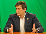 Депутата Гудкова-старшего лишили власти над эсерами Подмосковья. Гудков-младший: "Охренеть" Депутата Гудкова-старшего лишили власти над эсерами Подмосковья. Гудков-младший: "Охренеть"