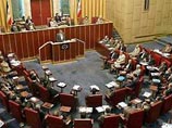 Более половины членов меджлиса (парламента) Ирана - 150 из 290 - поддержали поддержали законопроект о перекрытии Ормузского пролива