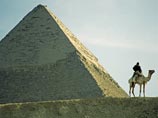 Пирамиды в районе Гизы