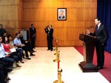 Сирийские дипломаты поспешили объясниться по поводу прозвучавших накануне "угроз". Некоторые СМИ извратили смысл сообщения сирийских дипломатов и вырвали слова из контекста, говорится в официальном заявлении МИД Сирии Сирийские дипломаты поспешили объясниться по поводу прозвучавших накануне "угроз". Некоторые СМИ извратили смысл сообщения сирийских дипломатов и вырвали слова из контекста, говорится в официальном заявлении МИД Сирии