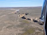 Ученые из Саскачеванского университета (Канада) заметили кратер, пролетая над островом на вертолете около двух лет назад