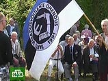 В Эстонии на слет ветеранов-эсэсовцев не пустили антифашистов: "Мы должны сказать русским, что готовы к борьбе" В Эстонии на слет ветеранов-эсэсовцев не пустили антифашистов: "Мы должны сказать русским, что готовы к борьбе"