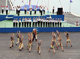 Во Владивостоке и Петербурге прошли парады кораблей