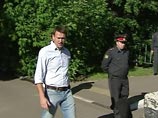 "У меня только взяли образцы речи. Все произошло так быстро, что я даже не успел у них приклеить листовку "Доброй машины правды", - цитирует "Московский комсомолец" Навального, обратившегося к журналистам после допроса "У меня только взяли образцы речи. Все произошло так быстро, что я даже не успел у них приклеить листовку "Доброй машины правды", - цитирует "Московский комсомолец" Навального, обратившегося к журналистам после допроса