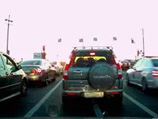Служебный автомобиль нового губернатора Ленинградской области уличили в проезде на красный сигнал светофора Служебный автомобиль нового губернатора Ленинградской области уличили в проезде на красный сигнал светофора