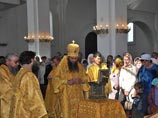 Сотни православных Алтая встретили мощи Николая Чудотворца