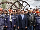 В ходе своей поездки на литерном поезде по Сибирскому федеральному округу премьер-министр РФ спустился в одну из шахт Кузбасса