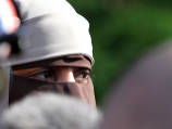 Мусульманка во Франции зубами и руками оборонялась от полицейских, захотевших увидеть ее лицо