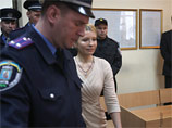 В настоящее время расследуется уголовное дело по факту избиения экс-премьером находящегося при при исполнении служебных обязанностей сотрудника следственного изолятора, куда Тимошенко и ее сторонники ворвались в 2003 году