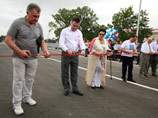 Во Владивостоке открыли два скандальных моста к саммиту АТЭС
