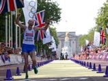 Сергей Кирдяпкин победил в марафоне с олимпийским рекордом