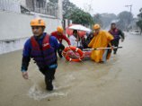 Число официально подтвержденных жертв сильнейшего наводнения в районе столицы Филиппин Манилы достигло 92