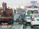 На МКАД столкнулись шесть машин, погиб человек На МКАД столкнулись шесть машин, погиб человек