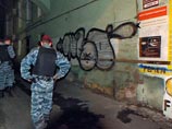 Милиция "проводит облавы", сказано в блоге движения. Сам крест, правда, оказался не православным, а католическим, и установлен был без согласования с властями Милиция "проводит облавы", сказано в блоге движения. Сам крест, правда, оказался не православным, а католическим, и установлен был без согласования с властями