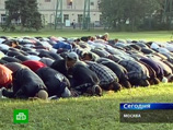 По данным Совета муфтиев России, в богослужениях приняли участие около 190 тысяч человек По данным Совета муфтиев России, в богослужениях приняли участие около 190 тысяч человек