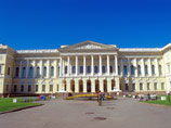 В Русском музее открылась выставка картин неизвестных художников В Русском музее открылась выставка картин неизвестных художников