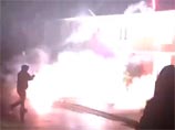 Фанаты АИКа атаковали гостиницу с футболистами ЦСКА (ВИДЕО) Фанаты АИКа атаковали гостиницу с футболистами ЦСКА (ВИДЕО)